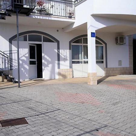Charming Carmen Apartment Kaštela エクステリア 写真