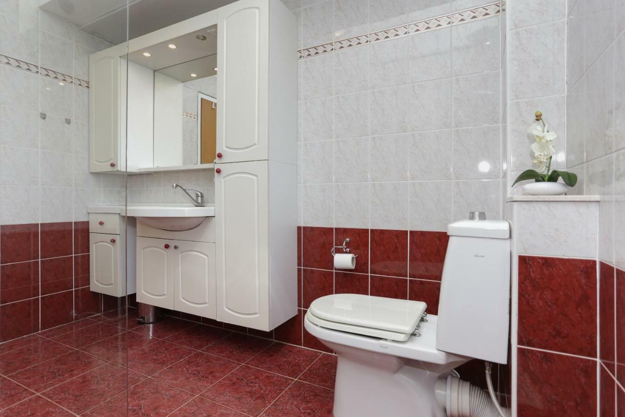 Charming Carmen Apartment Kaštela エクステリア 写真